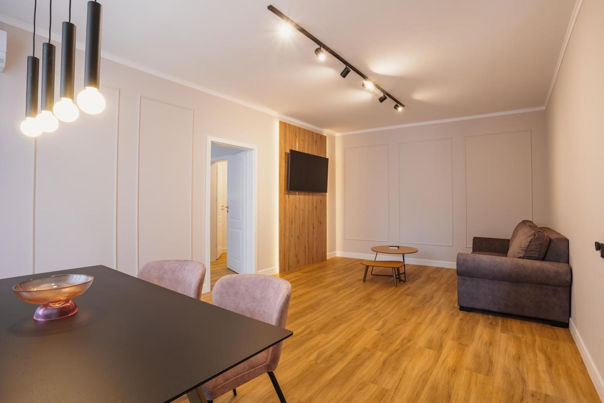 Bloom Downtown Suites Клуж-Напока Экстерьер фото