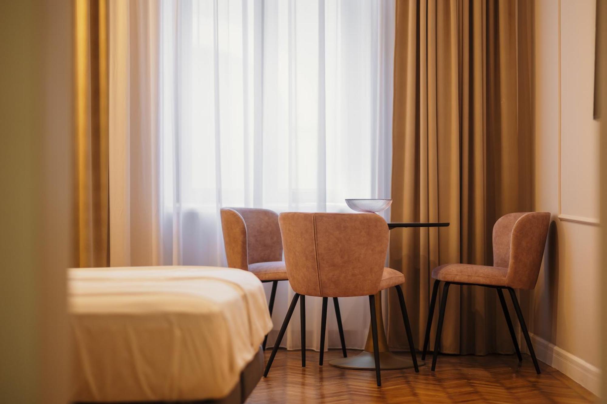Bloom Downtown Suites Клуж-Напока Экстерьер фото