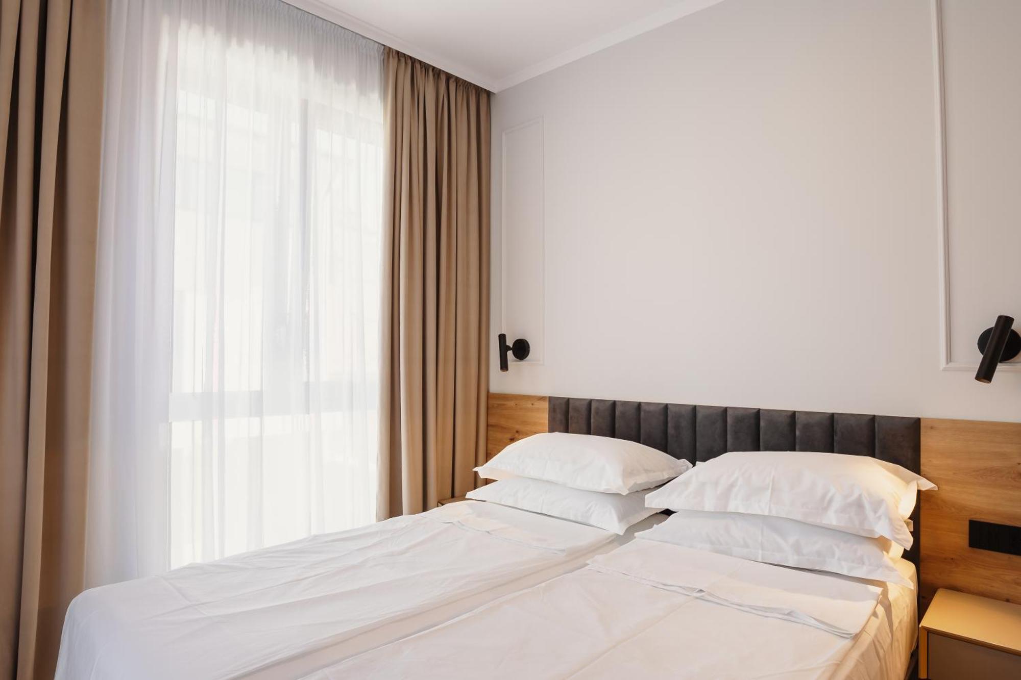 Bloom Downtown Suites Клуж-Напока Экстерьер фото