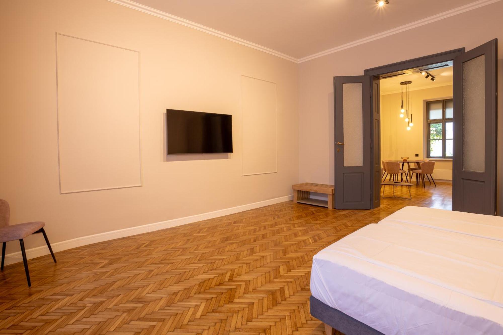 Bloom Downtown Suites Клуж-Напока Экстерьер фото